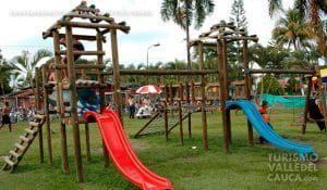 Centro Recreativo Comfandi Tuluá - Foto 1