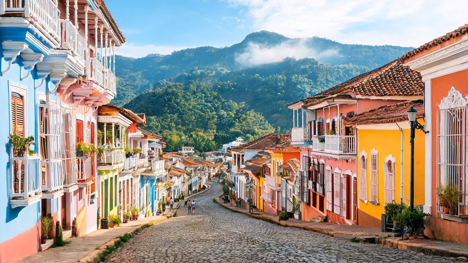Pueblos del Valle del Cauca: 12 pueblos con encanto para visitar 1 Pueblo colonial en Valle del Cauca con calles empedradas, casas coloridas con balcones y montañas verdes