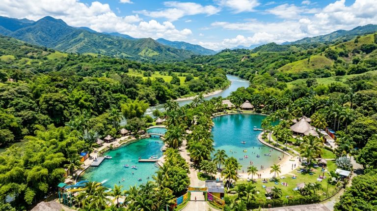 Puerto Amor, Palmira: balneario y piscinas naturales